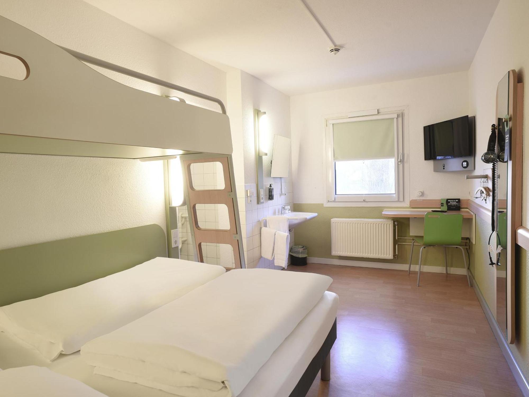 B&B Hotel Essen-Nord Esterno foto